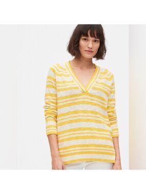 Gap V-Neck Sweater Tunic 100% Cotton Yellow and White 
Size Medium